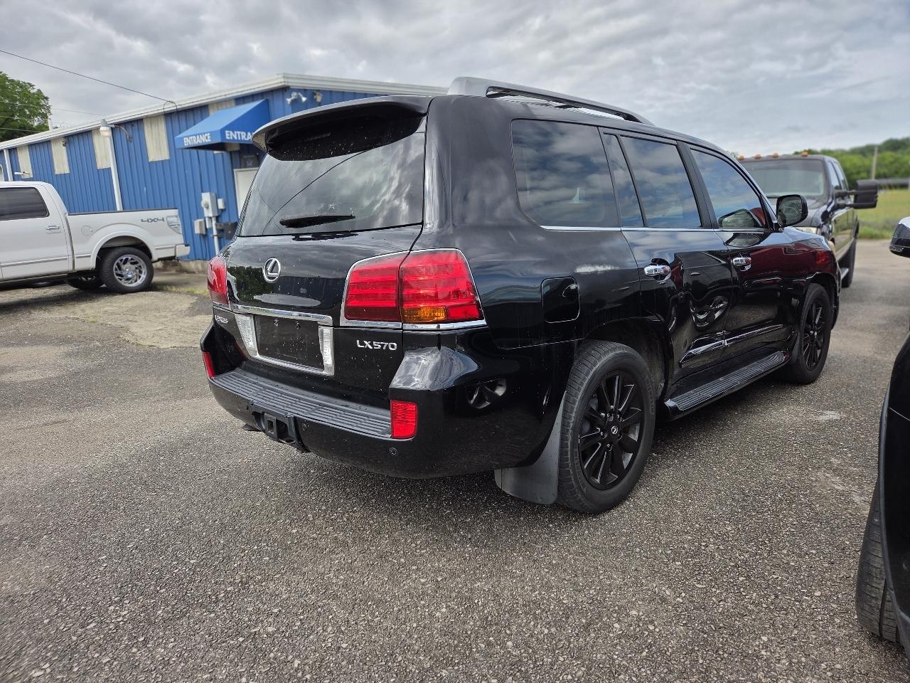 Lexus LX 570 Sport Utility 2008