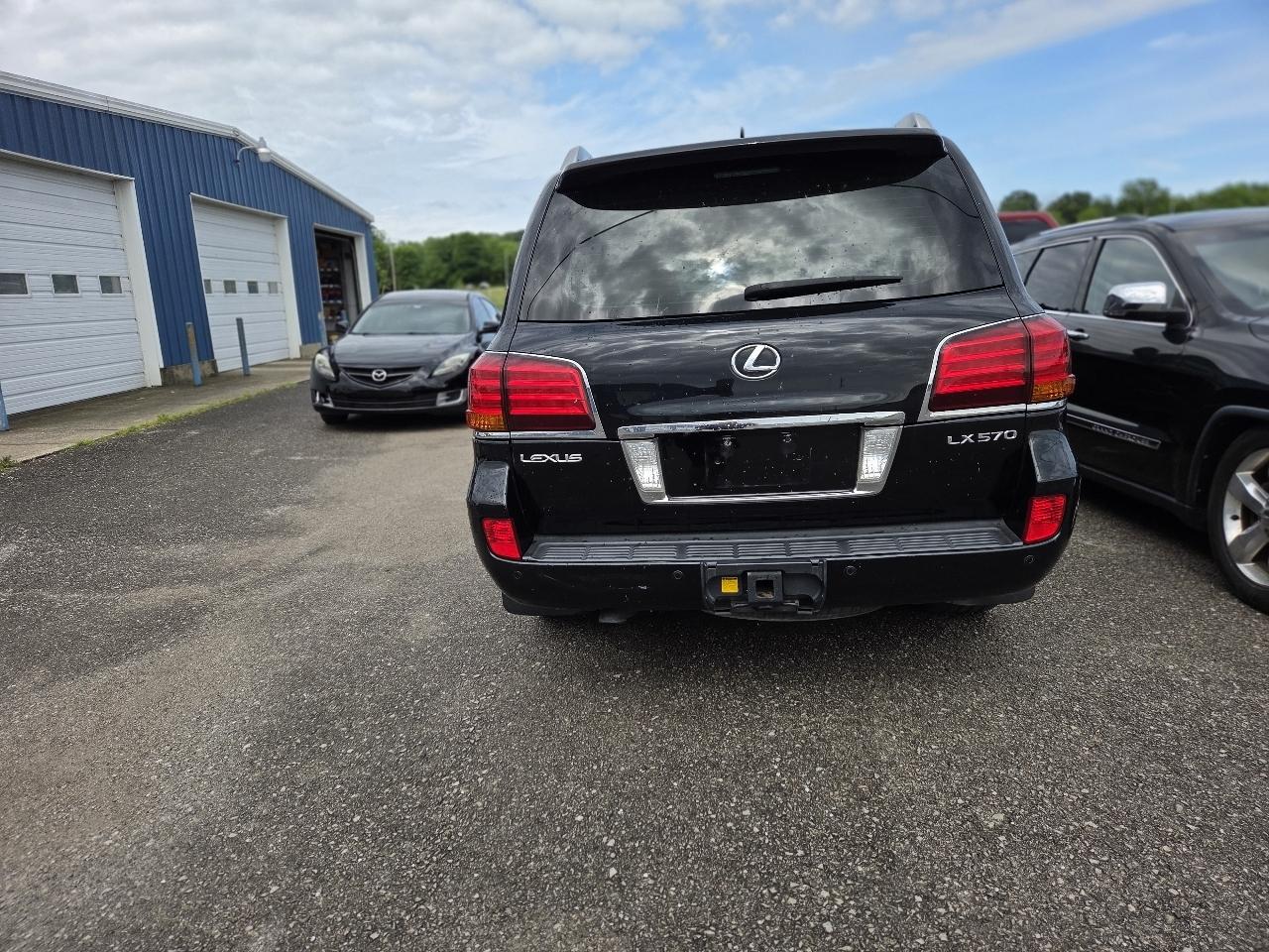 Lexus LX 570 Sport Utility 2008