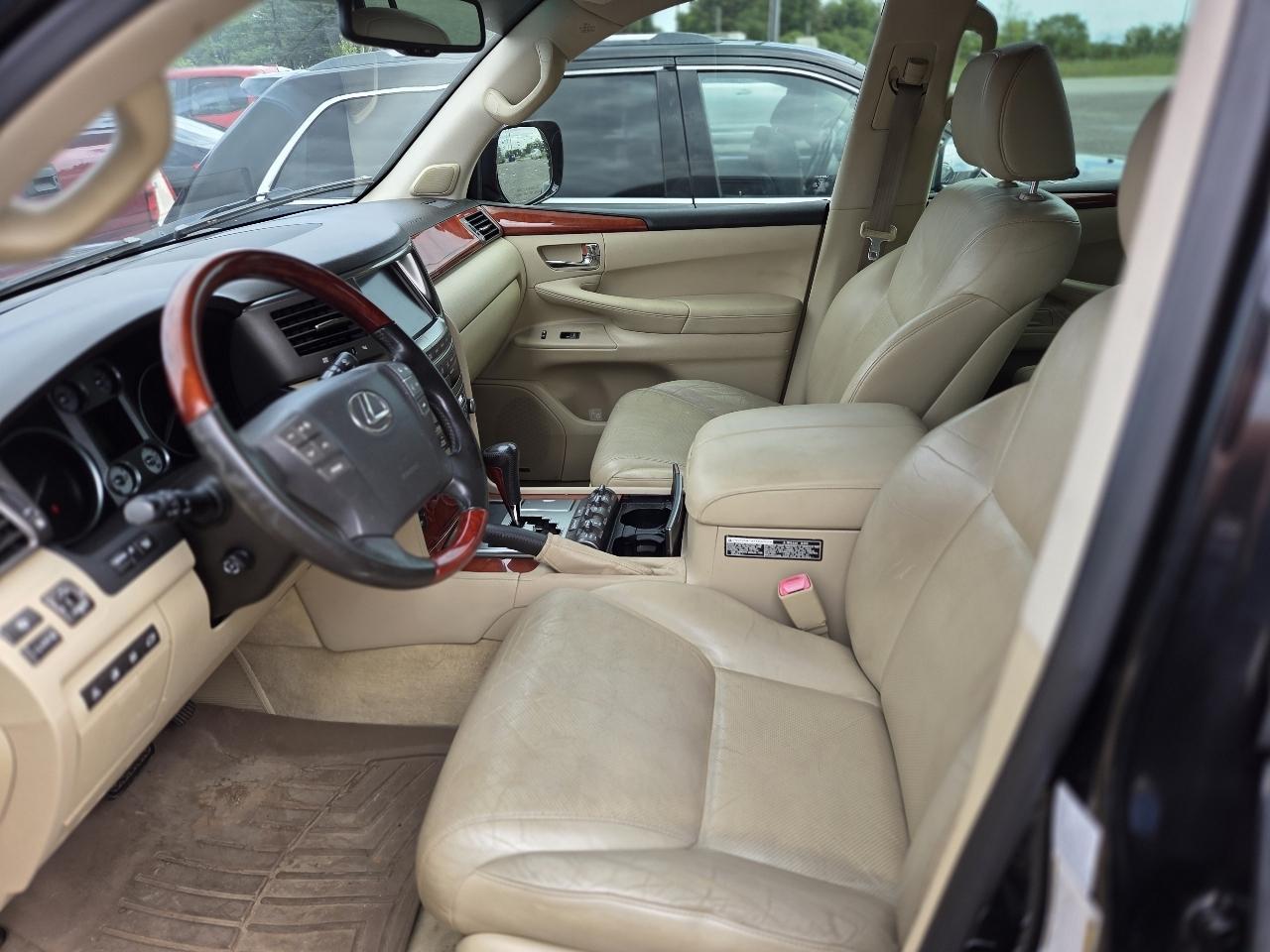 Lexus LX 570 Sport Utility 2008