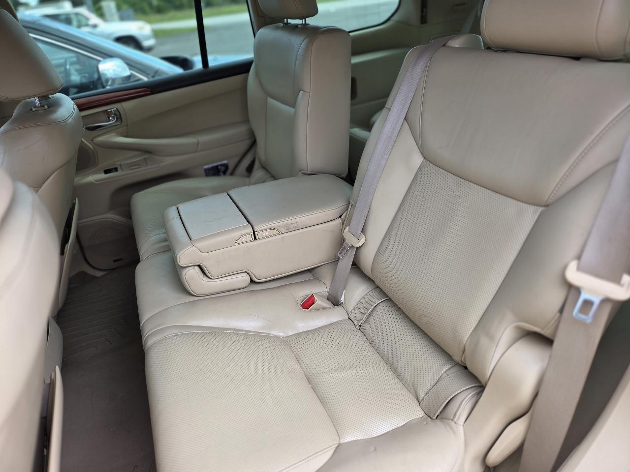 Lexus LX 570 Sport Utility 2008