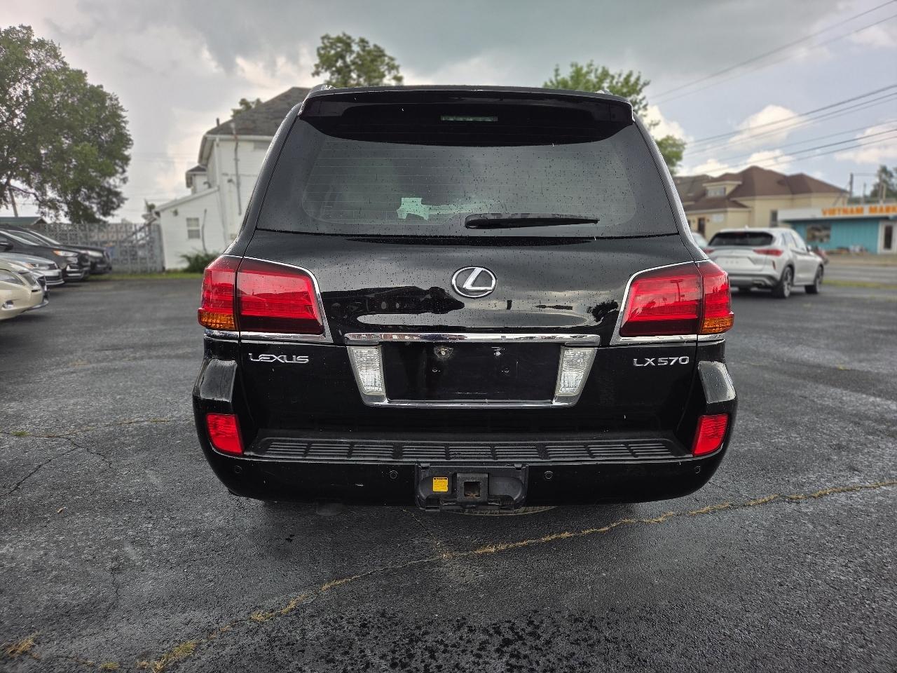 2008 Lexus LX 570 - Photo 6