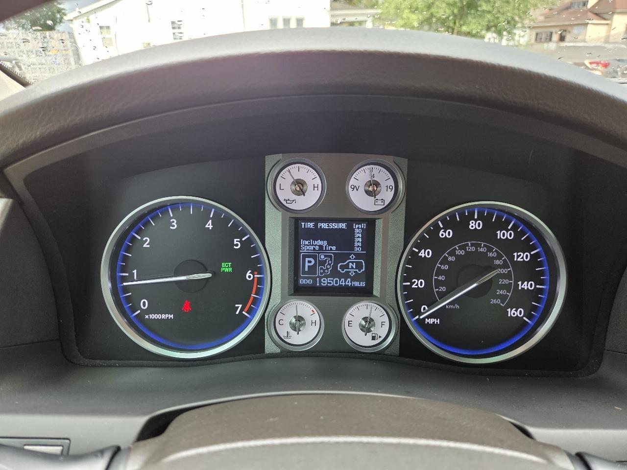 2008 Lexus LX 570 - Photo 13