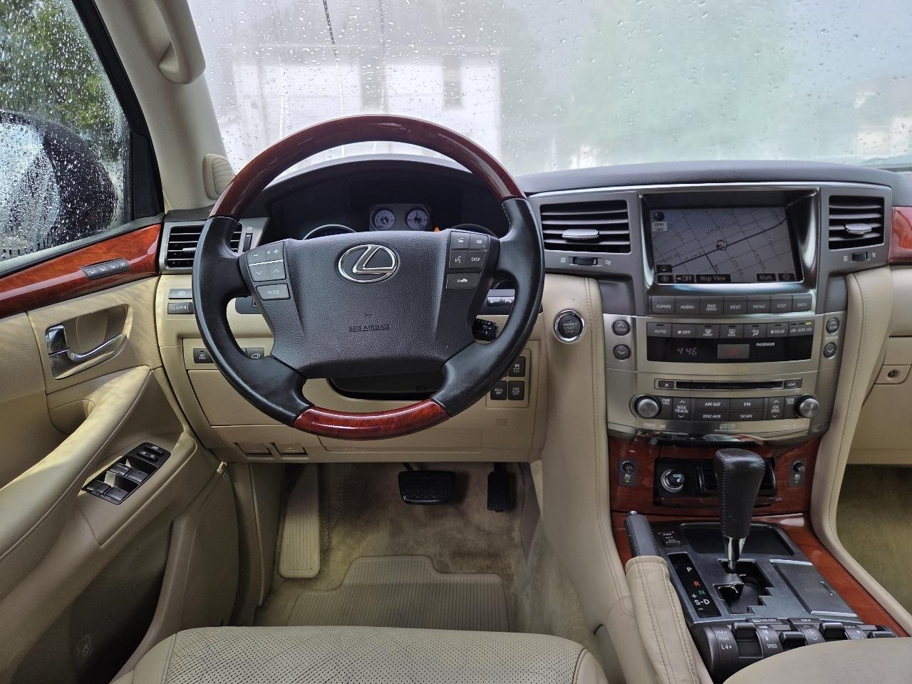2008 Lexus LX 570 - Photo 20