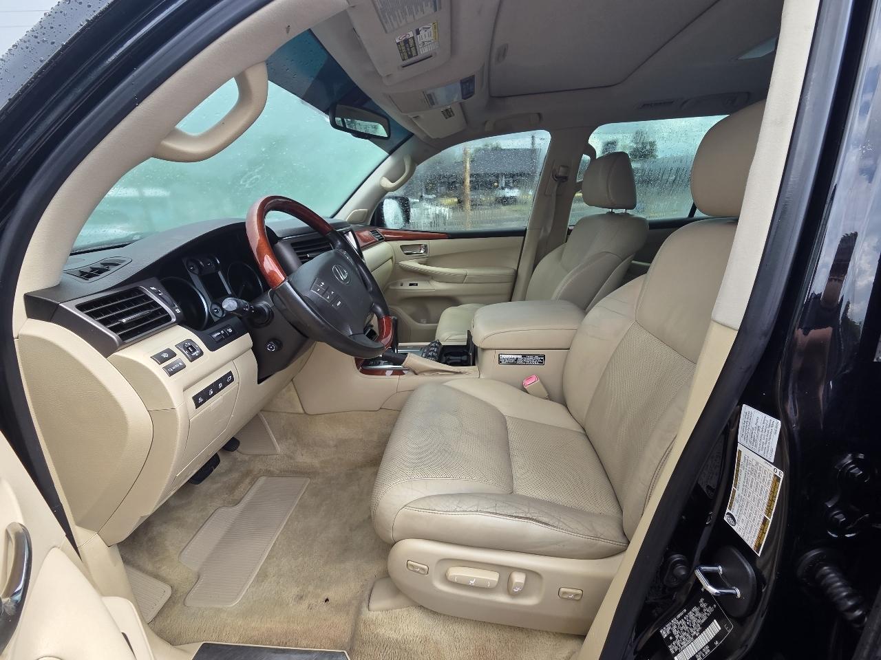 2008 Lexus LX 570 - Photo 23