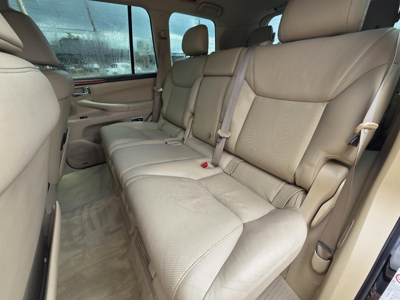 2008 Lexus LX 570 - Photo 24