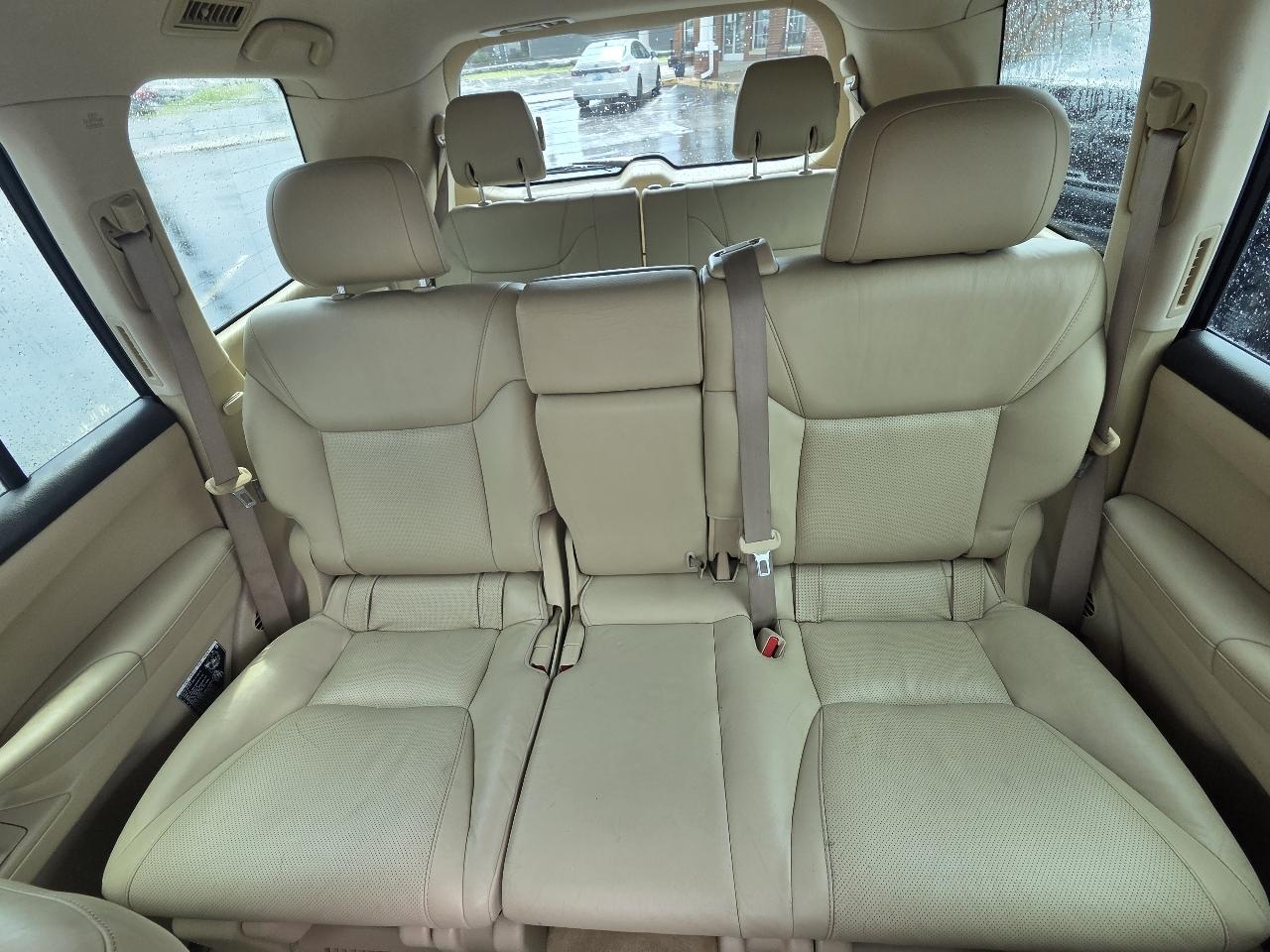 2008 Lexus LX 570 - Photo 25
