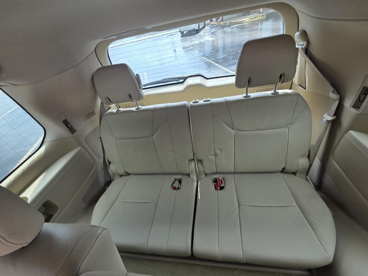 2008 Lexus LX 570 - Photo 26