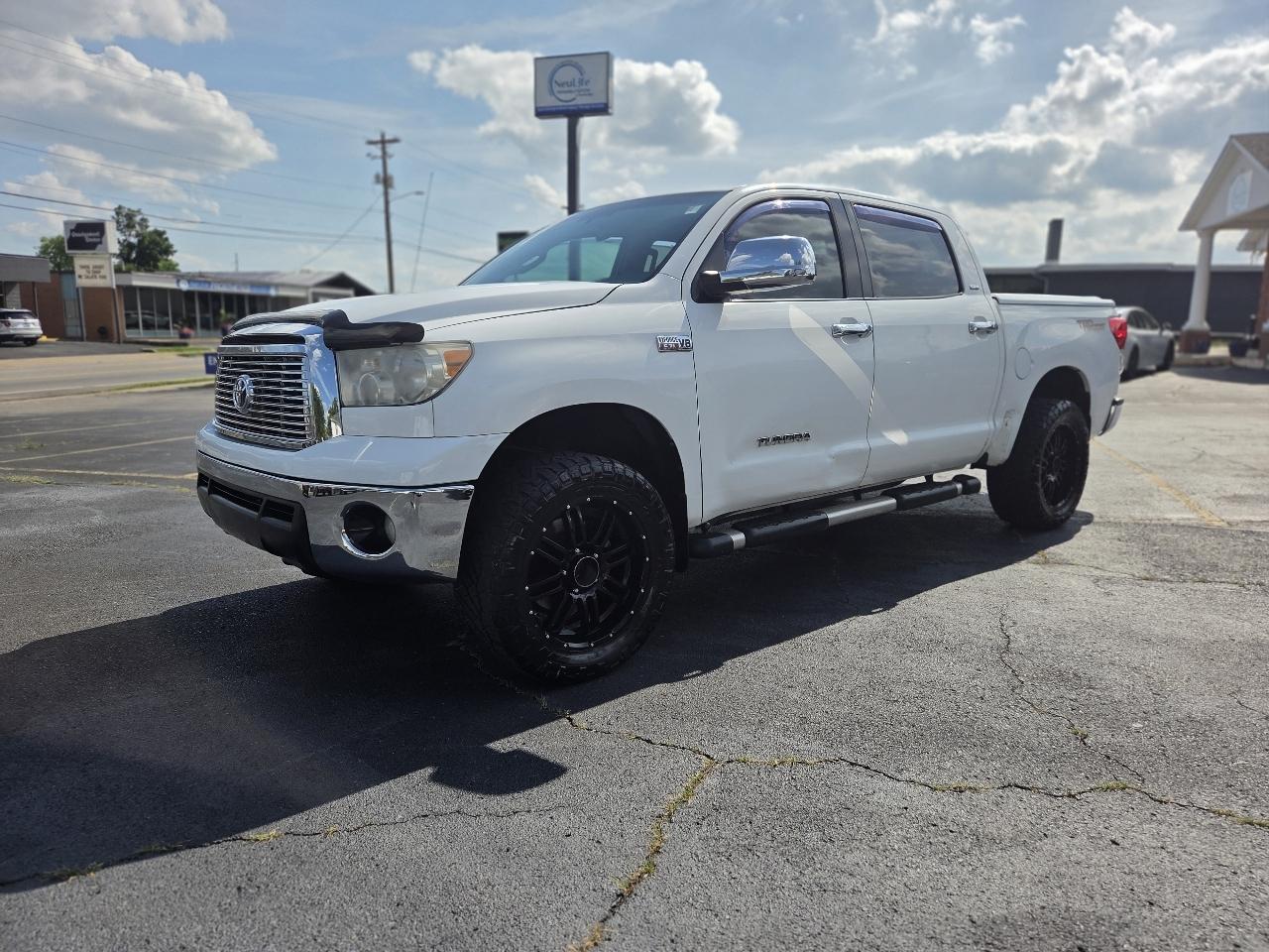 2010 Toyota Tundra Tundra-Grade CrewMax 5.7L 2WD