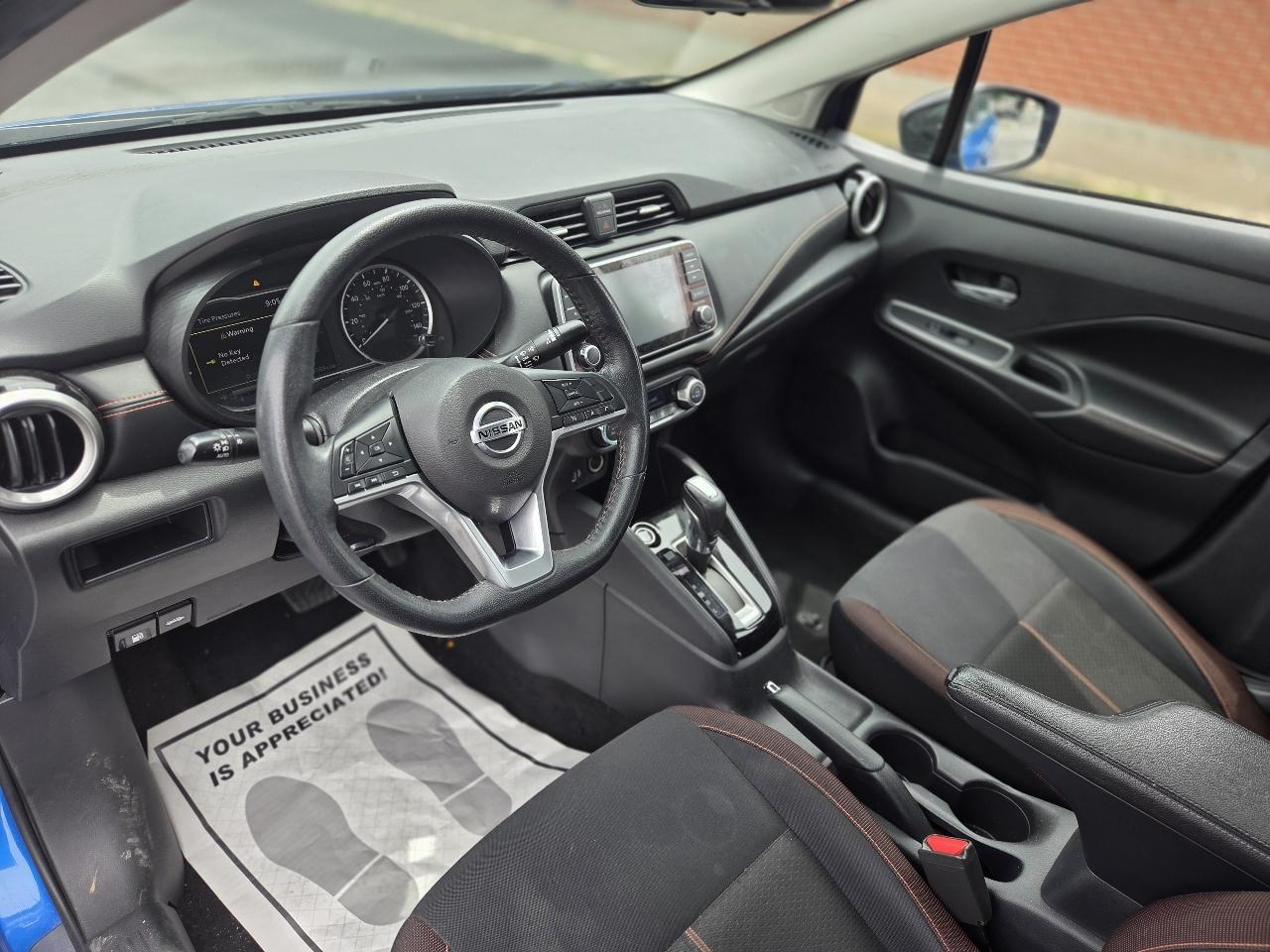 Nissan Versa SR 2020