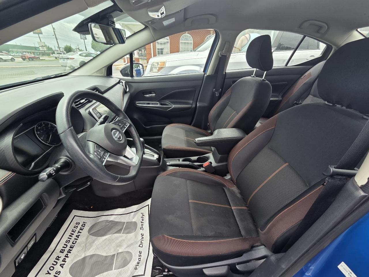 Nissan Versa SR 2020