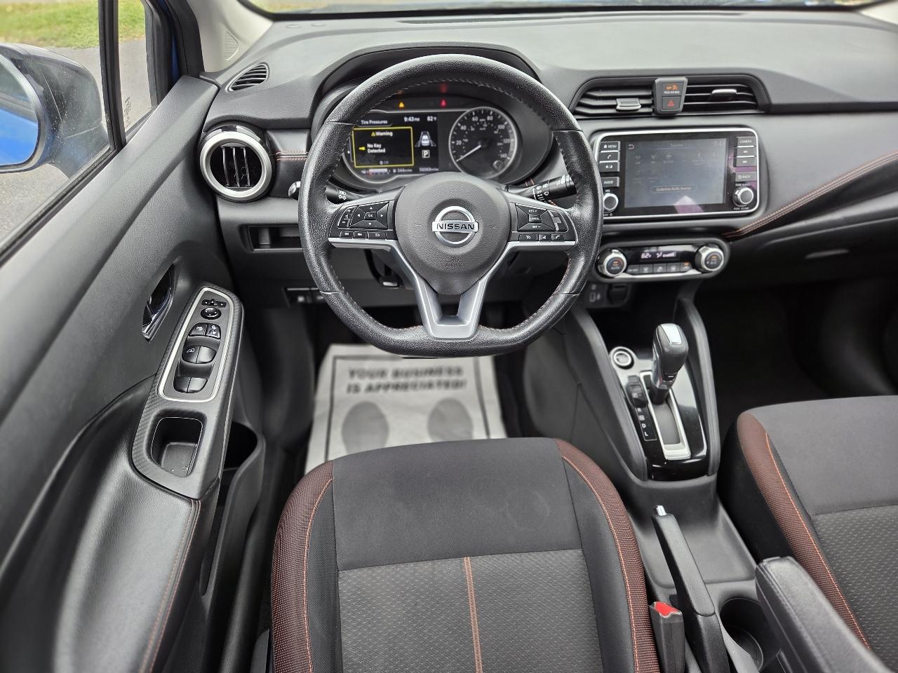 Nissan Versa SR 2020