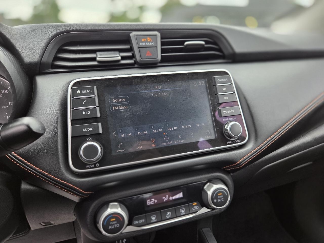 Nissan Versa SR 2020