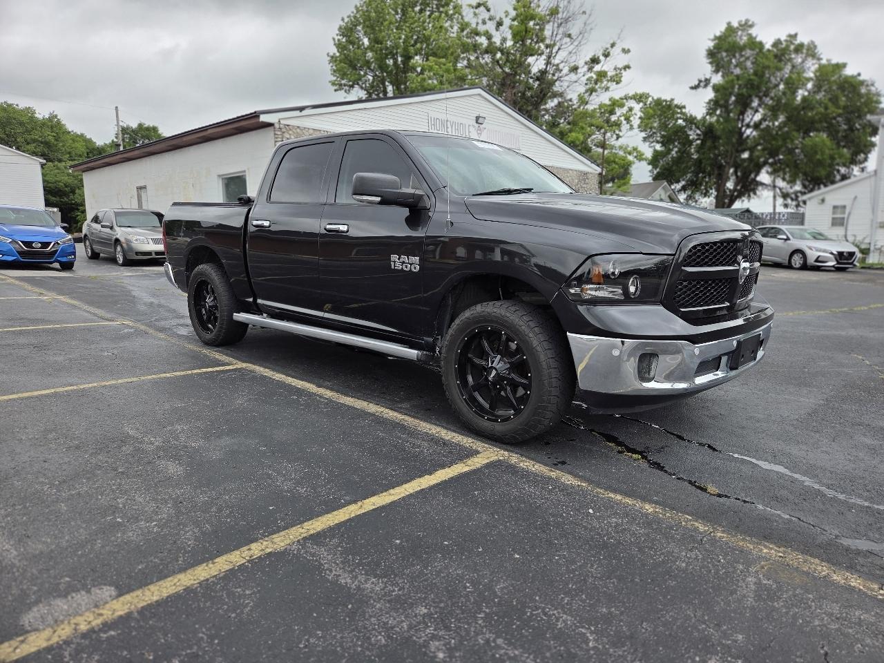 RAM 1500 Lone Star Crew Cab SB 2WD 2015