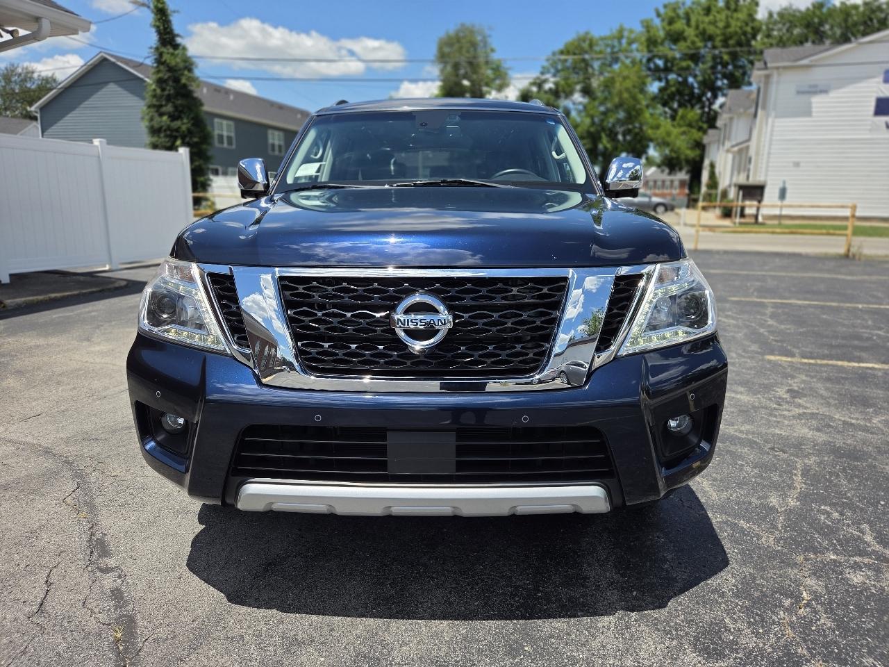 Nissan Armada Platinum AWD 2017