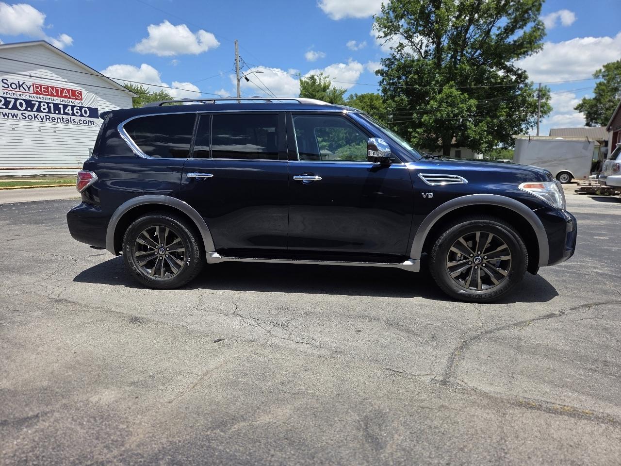 Nissan Armada Platinum AWD 2017