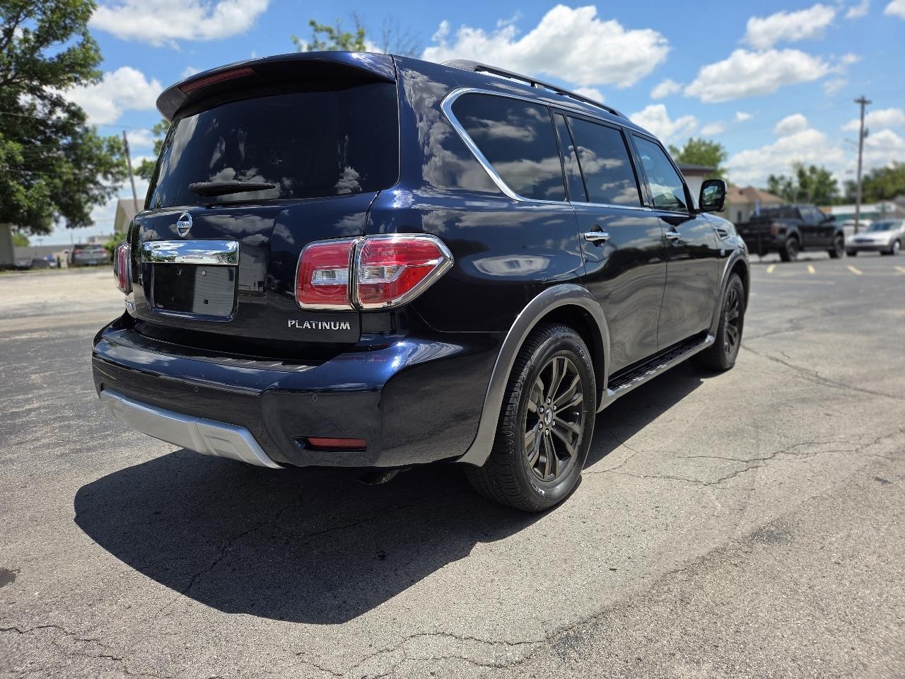 Nissan Armada Platinum AWD 2017