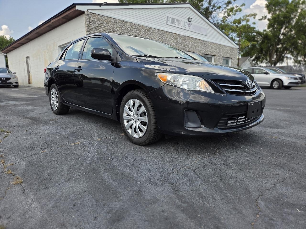 Toyota Corolla LE 4-Speed AT 2013
