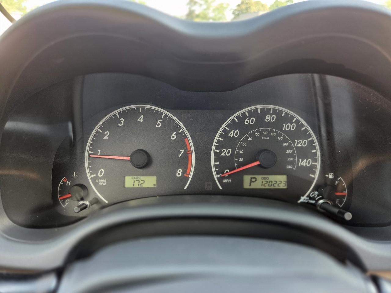 Toyota Corolla LE 4-Speed AT 2013