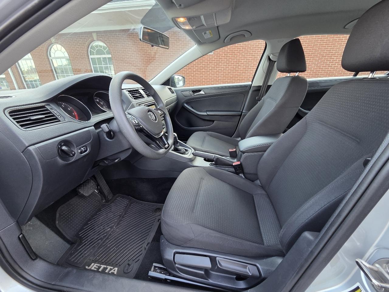 Volkswagen Jetta 1.4T S w/Technology 6A 2016