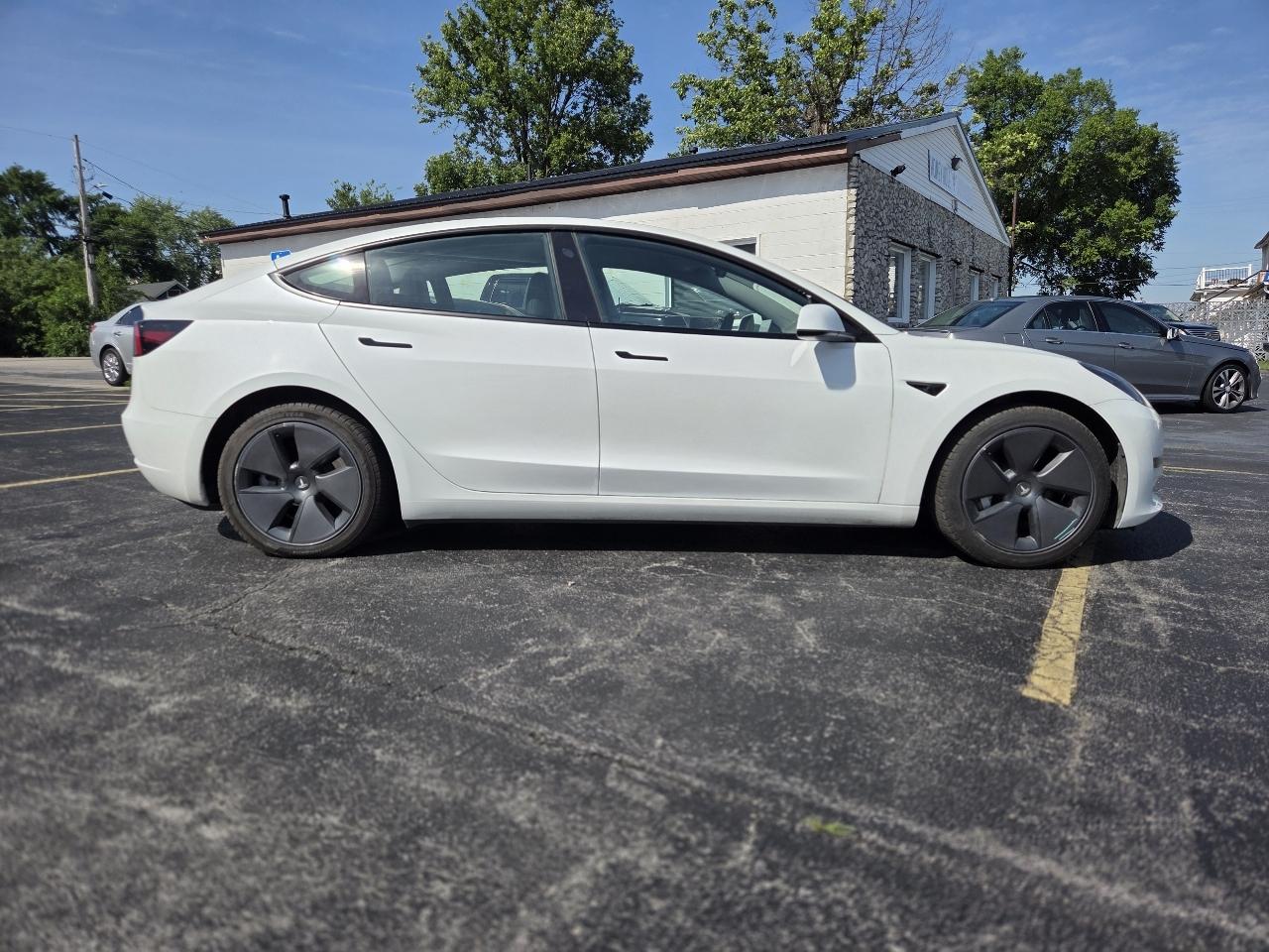 Tesla Model 3 Base 2023