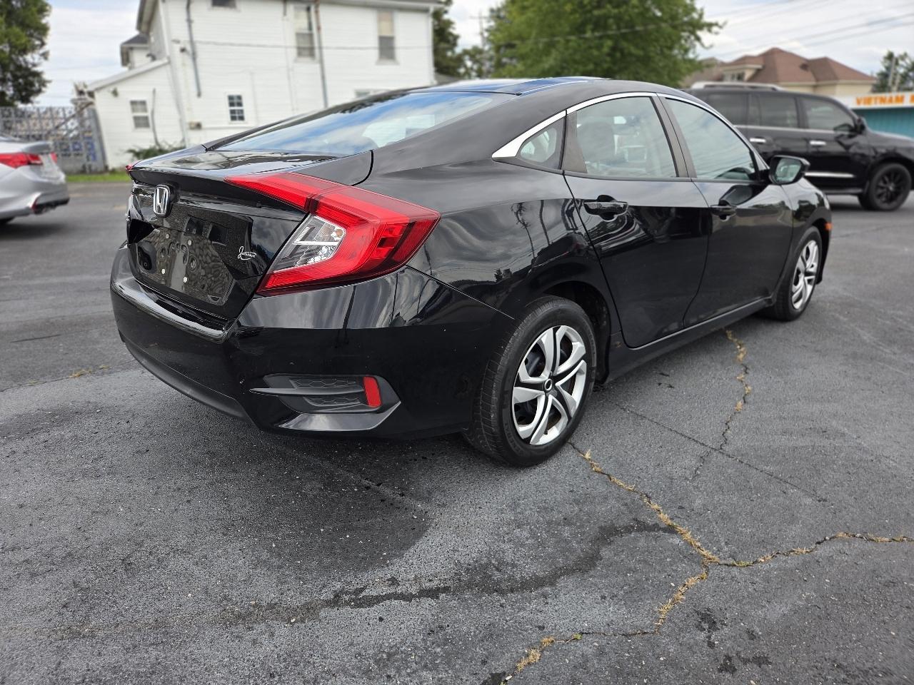Honda Civic LX Sedan CVT 2016