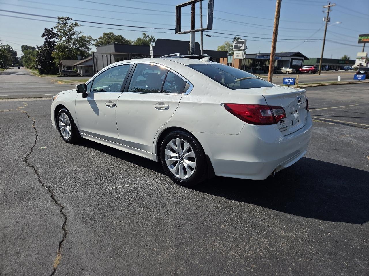 2017 Subaru Legacy Premium - Photo 8