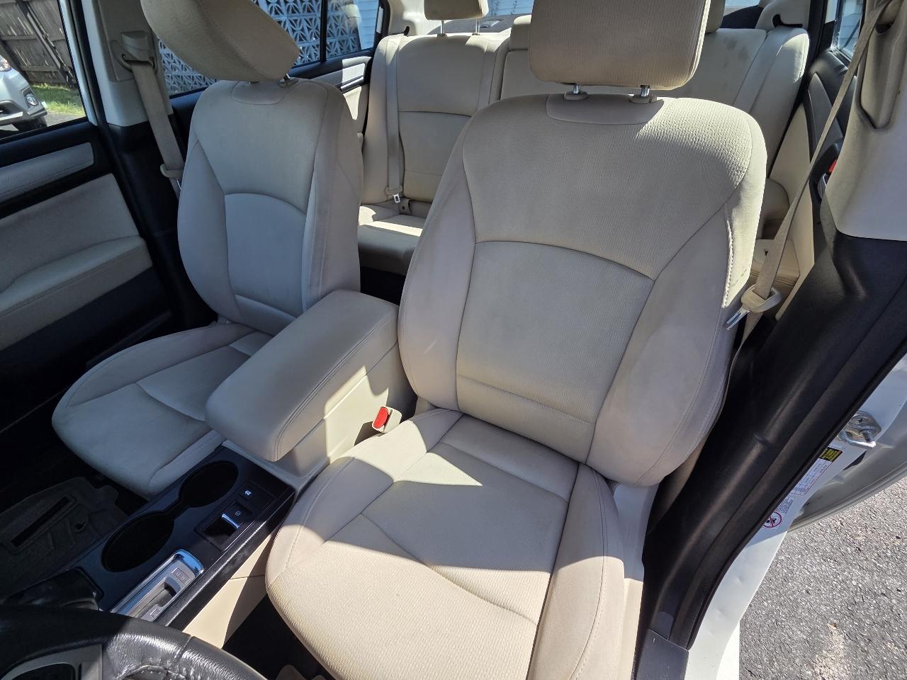 2017 Subaru Legacy Premium - Photo 14