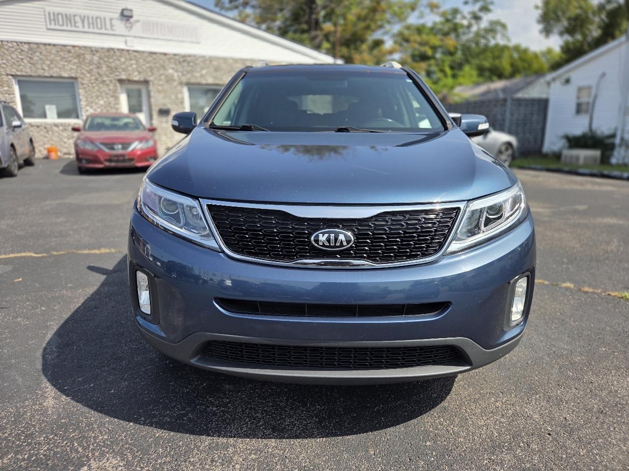 Kia Sorento LX 2WD 2014