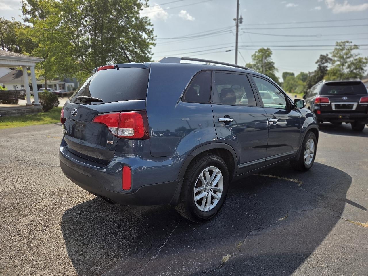 Kia Sorento LX 2WD 2014
