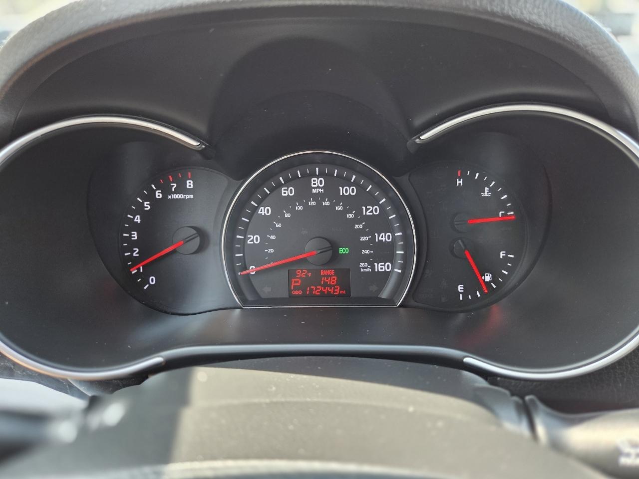 Kia Sorento LX 2WD 2014