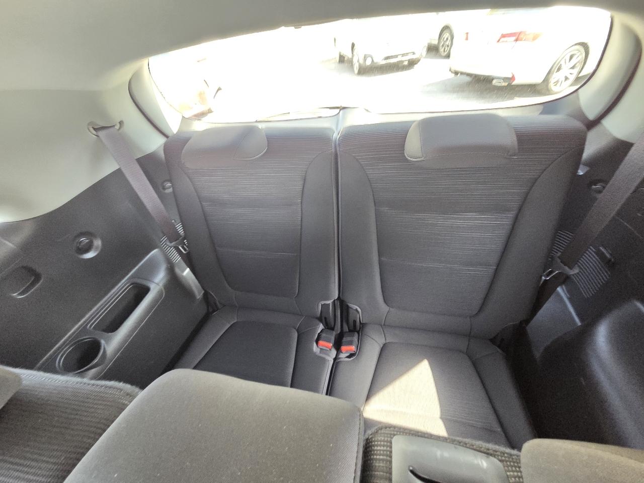 Kia Sorento LX 2WD 2014