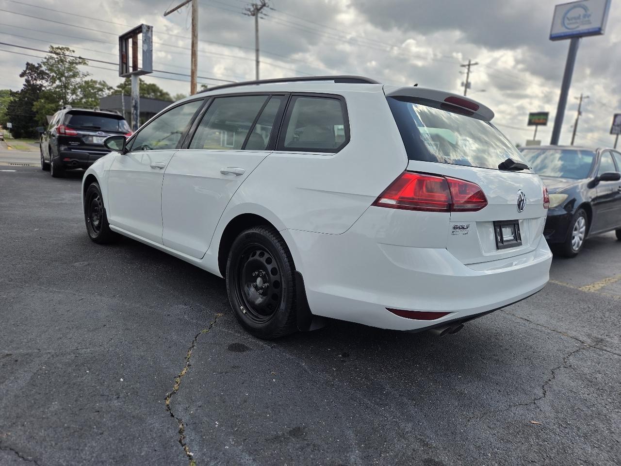 Volkswagen Golf SportWagen TDI S 6A 2015