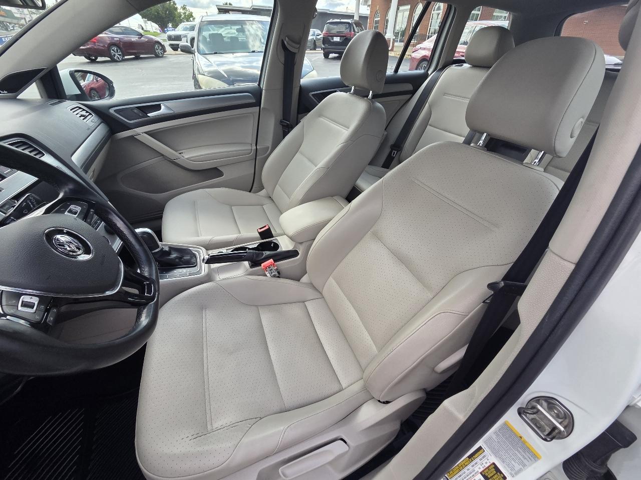 Volkswagen Golf SportWagen TDI S 6A 2015