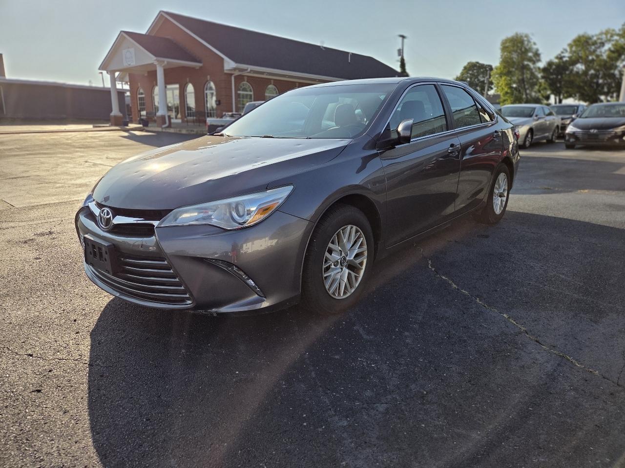 2016 Toyota Camry XLE