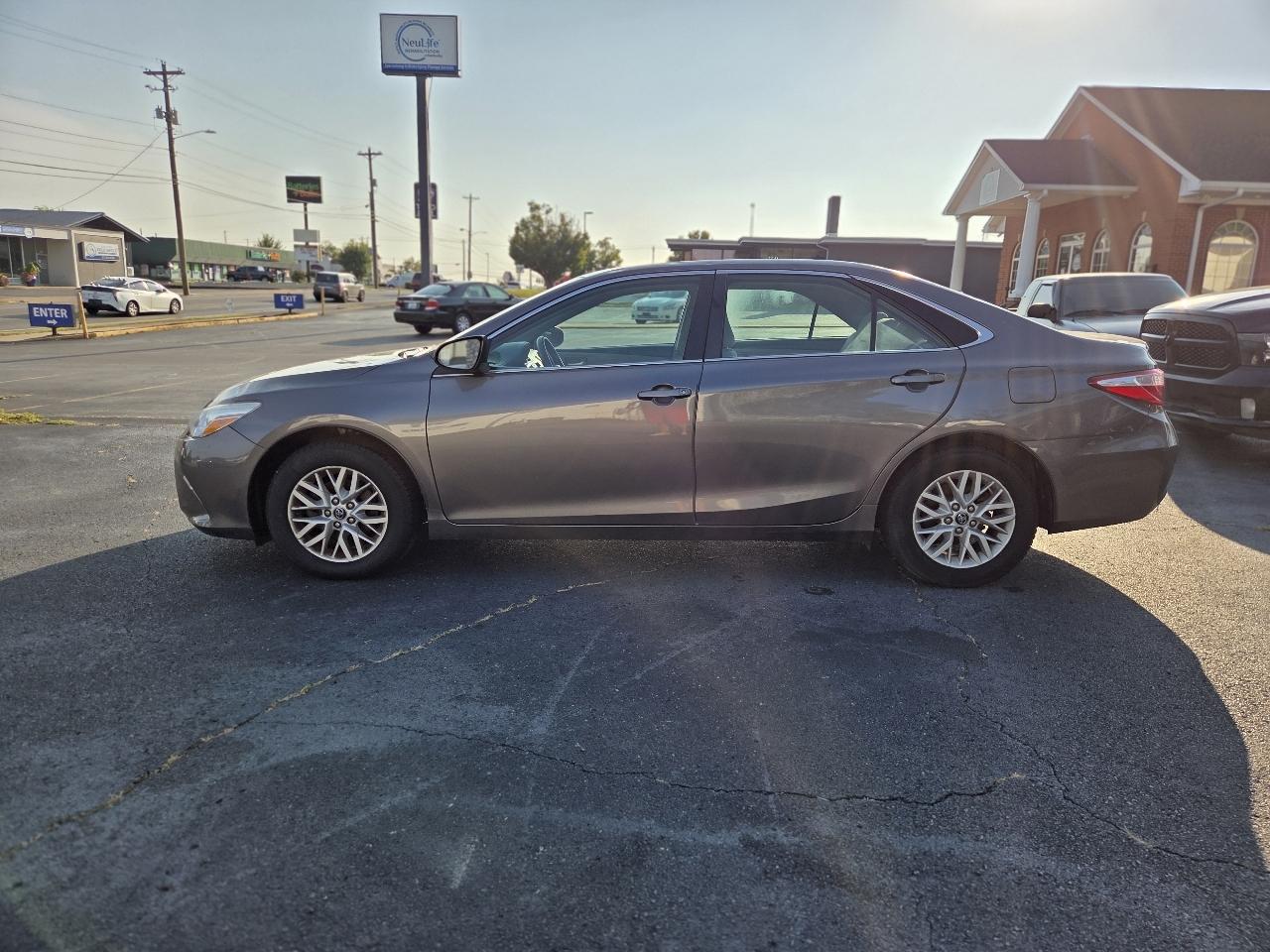 Toyota Camry XLE 2016