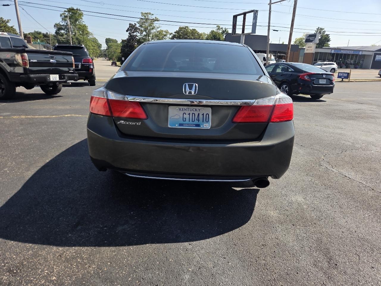 Honda Accord LX Sedan CVT 2013
