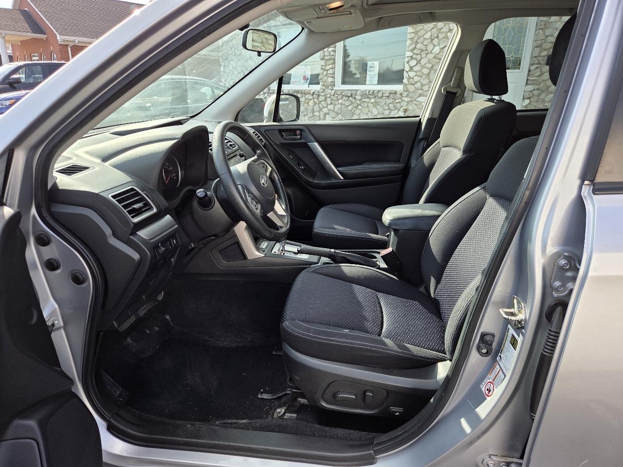 Subaru Forester 2.5i Premium PZEV CVT 2017
