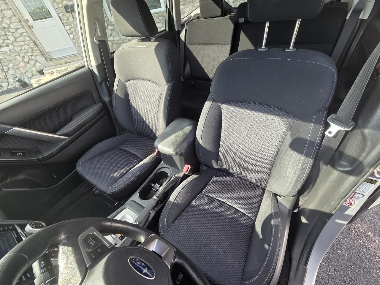 Subaru Forester 2.5i Premium PZEV CVT 2017