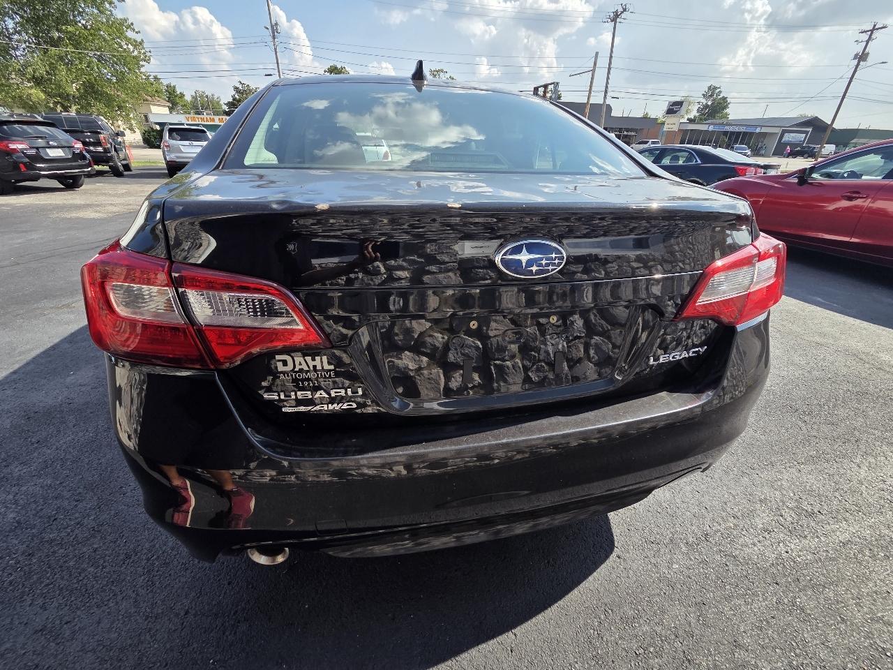 Subaru Legacy 2.5i Limited 2016