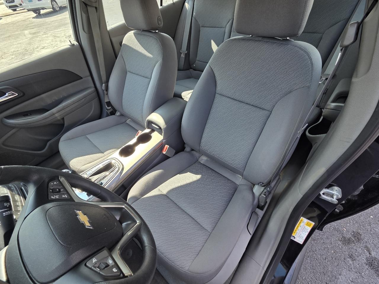 Chevrolet Malibu LS 2013
