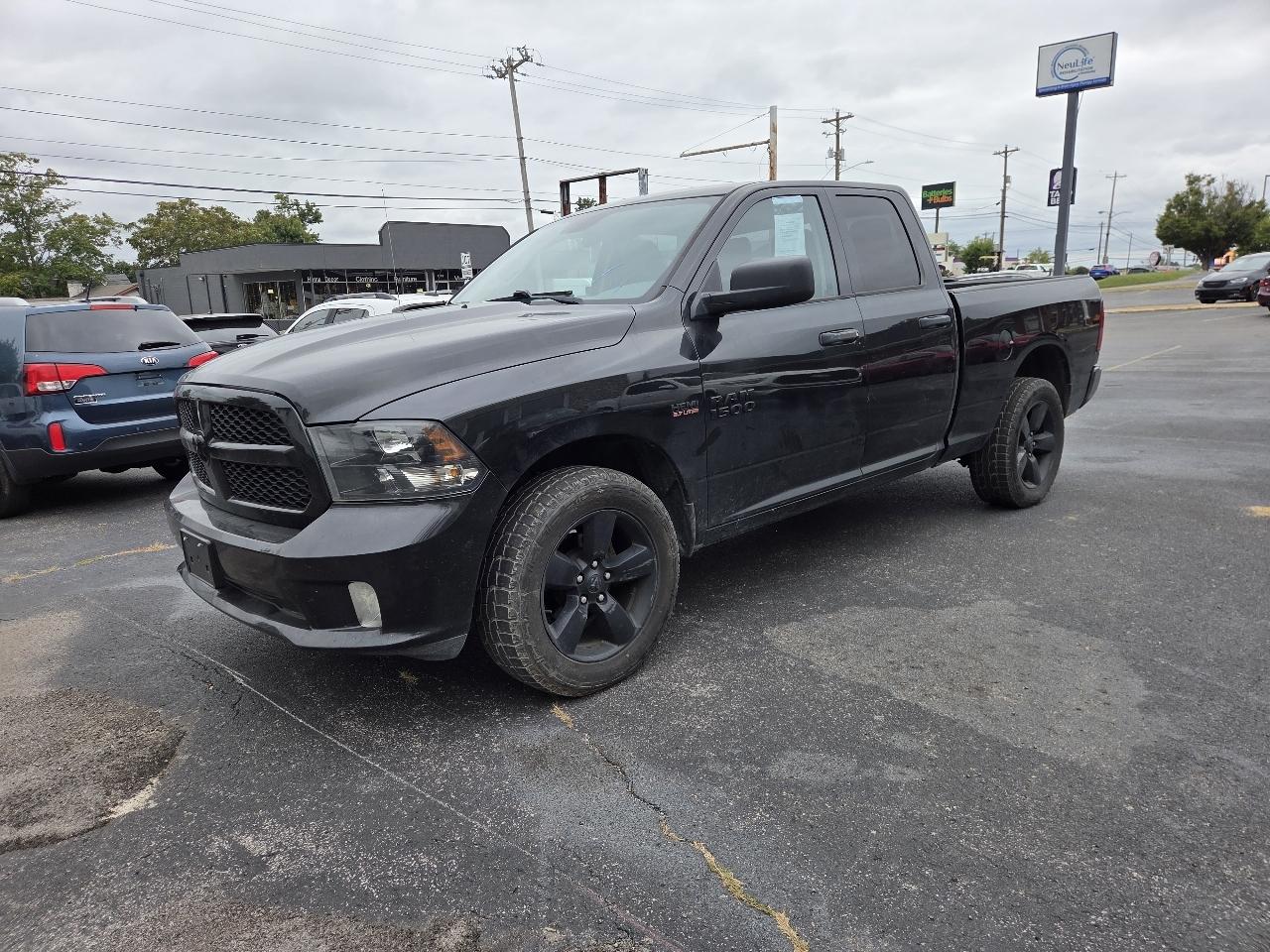 RAM 1500 Express 4x4 Quad Cab 6'4" Box *Ltd Avail* 2018