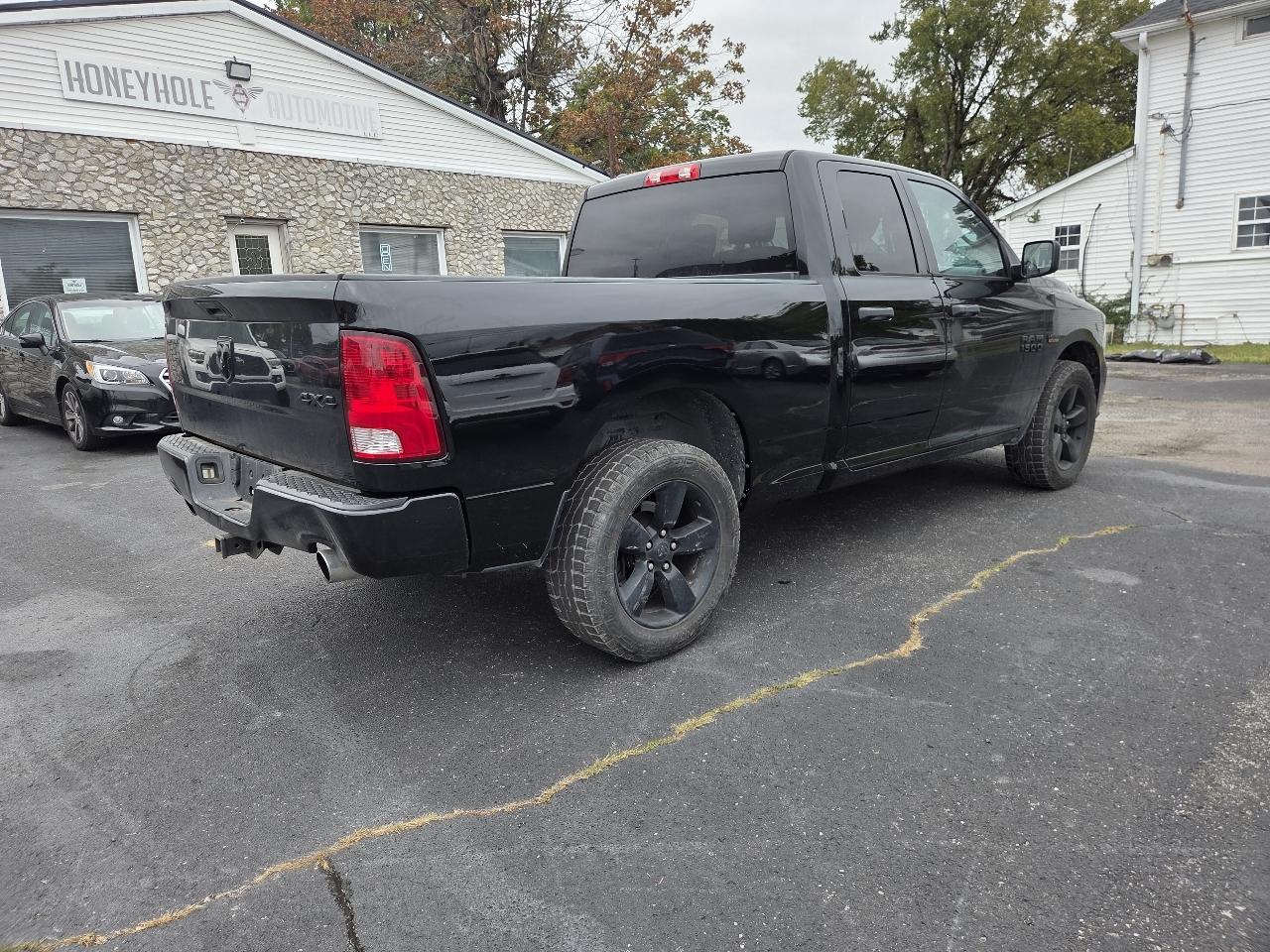 RAM 1500 Express 4x4 Quad Cab 6'4" Box *Ltd Avail* 2018
