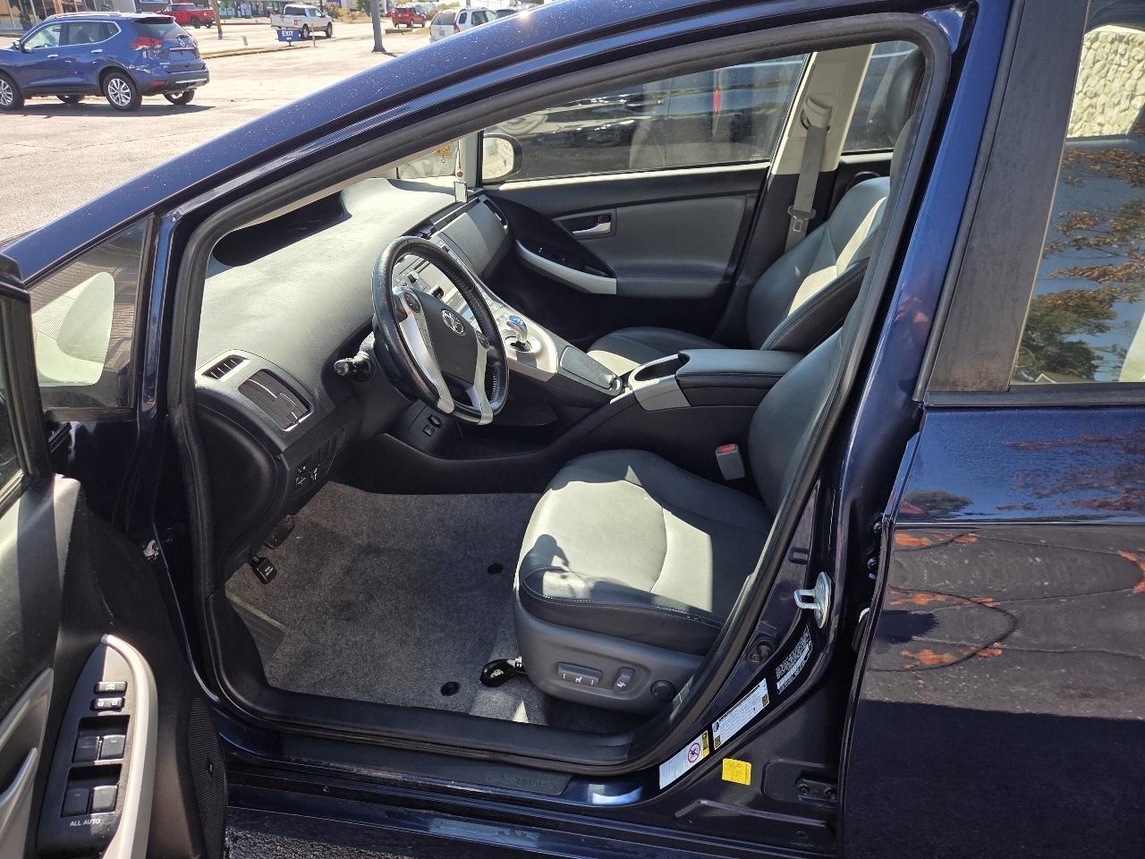 Toyota Prius Prius IV 2014