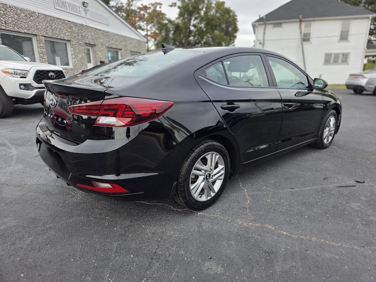 Hyundai Elantra Limited 2020