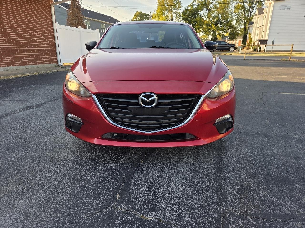 Mazda MAZDA3 i SV AT 4-Door 2015
