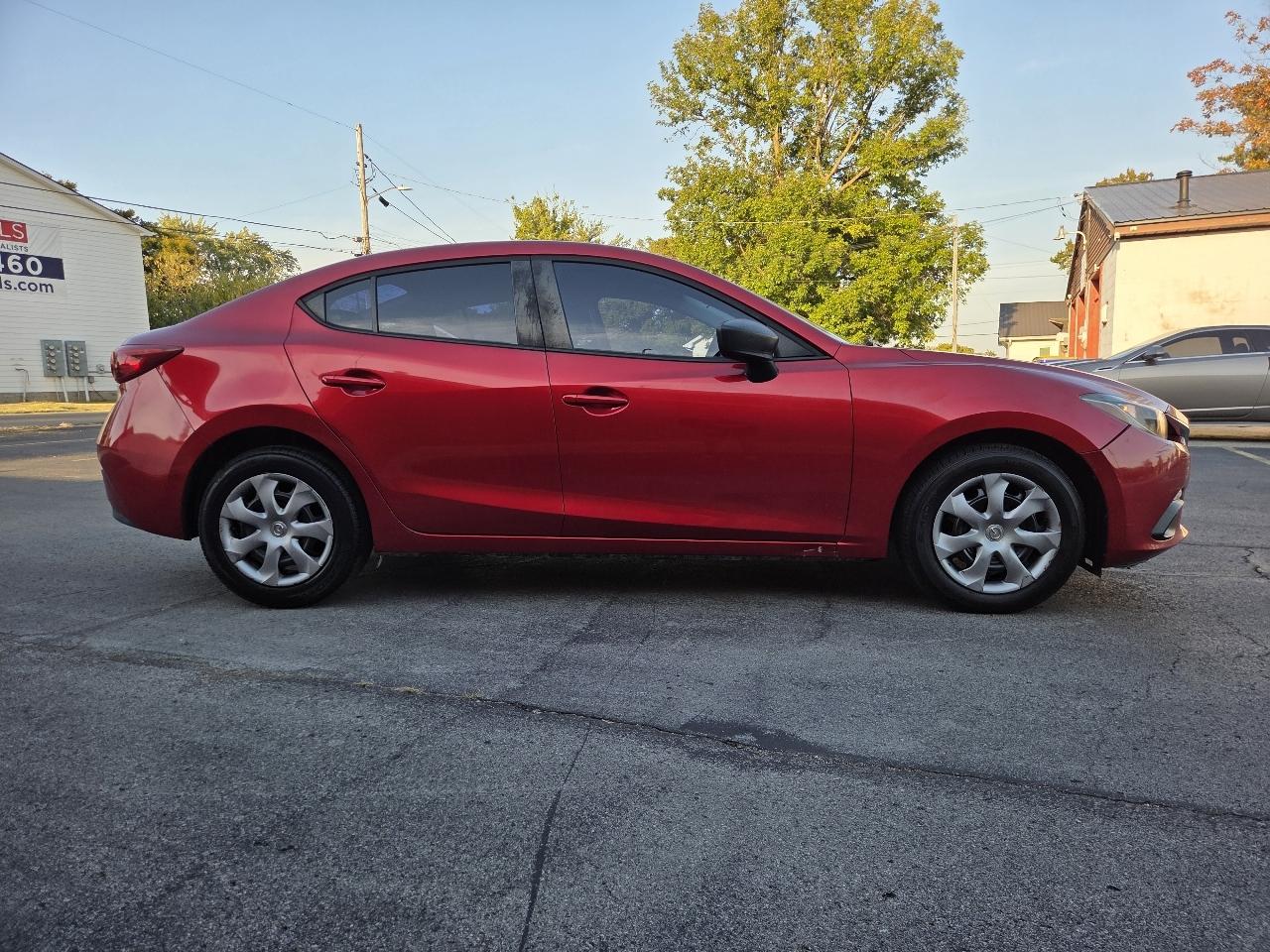Mazda MAZDA3 i SV AT 4-Door 2015