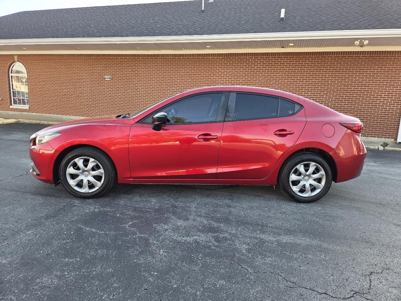 Mazda MAZDA3 i SV AT 4-Door 2015
