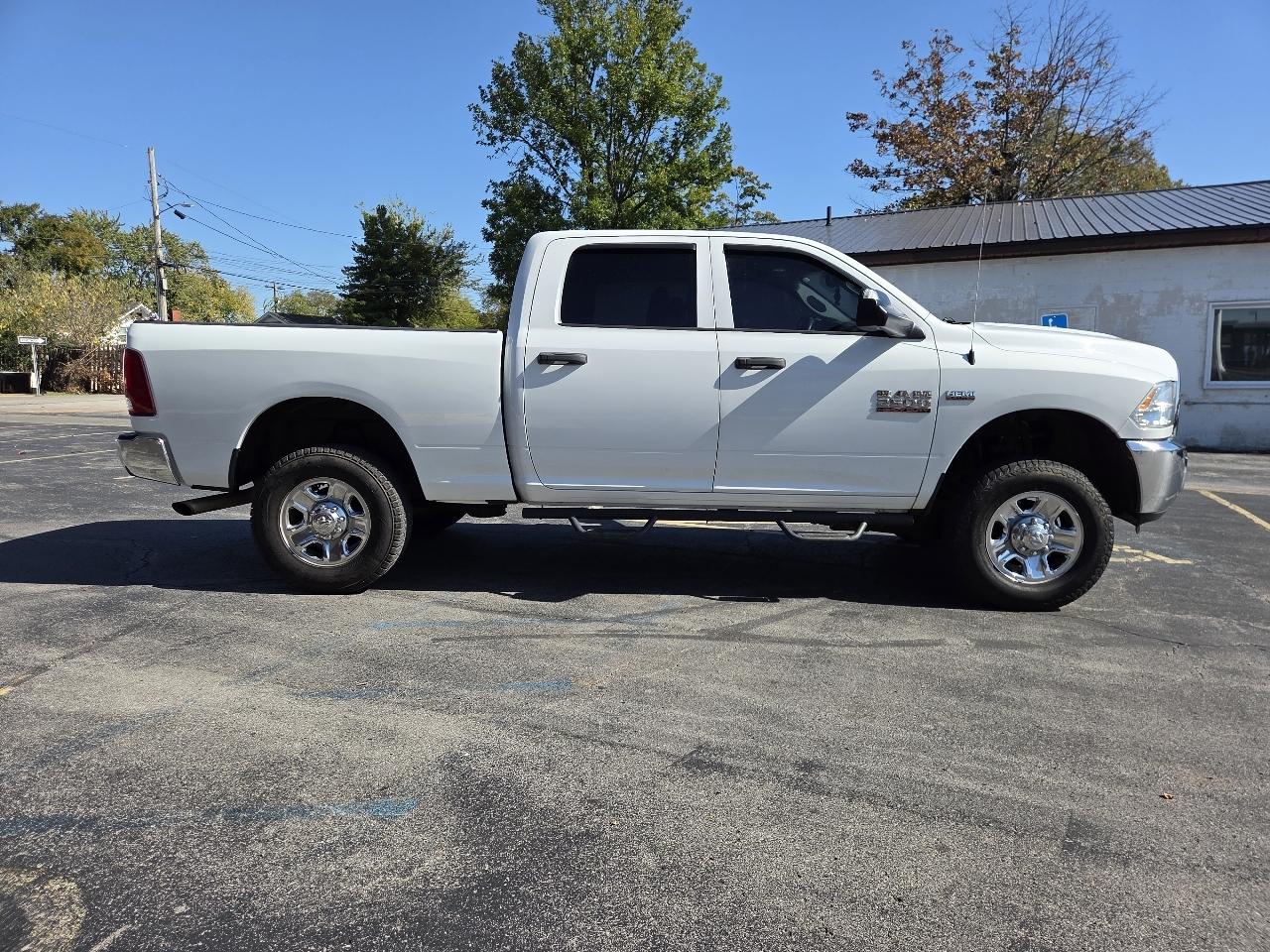 RAM 2500 Tradesman Crew Cab SWB 4WD 2015