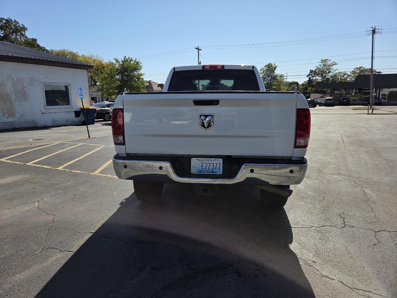 RAM 2500 Tradesman Crew Cab SWB 4WD 2015