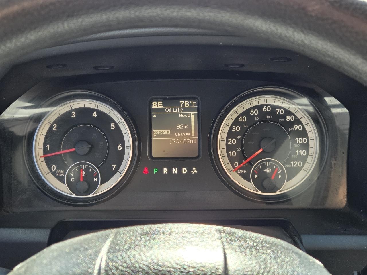 RAM 2500 Tradesman Crew Cab SWB 4WD 2015